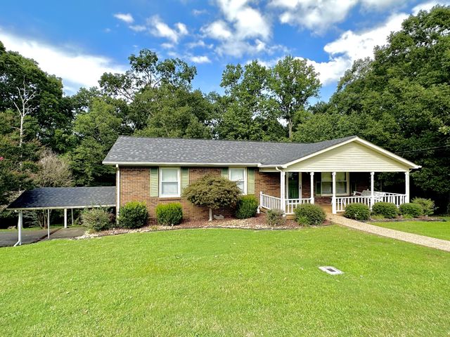 Some Estate Properties Leave a Stronger First Impression